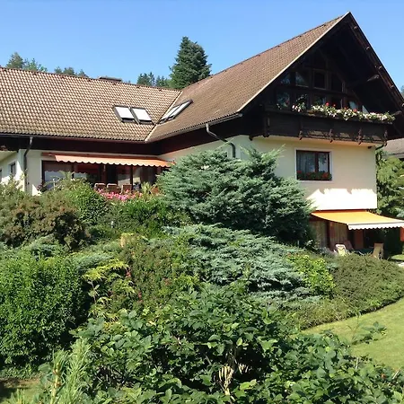 Salmen Apartmán *